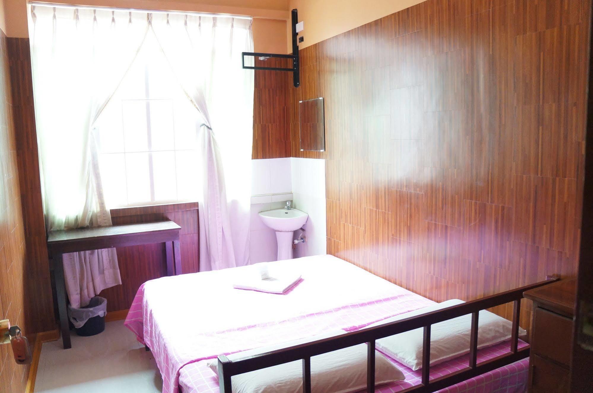 Daylight Inn Davao City Kültér fotó