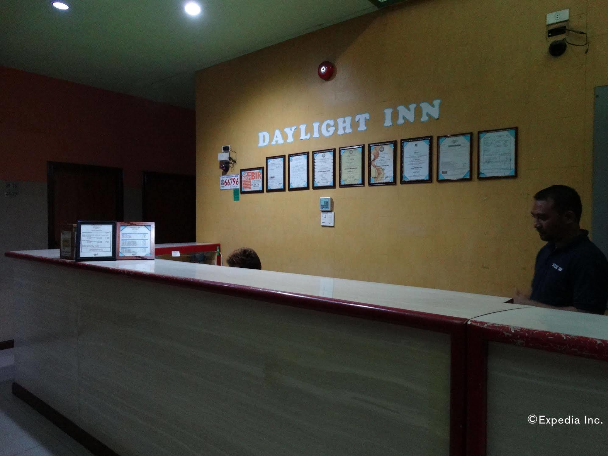 Daylight Inn Davao City Kültér fotó