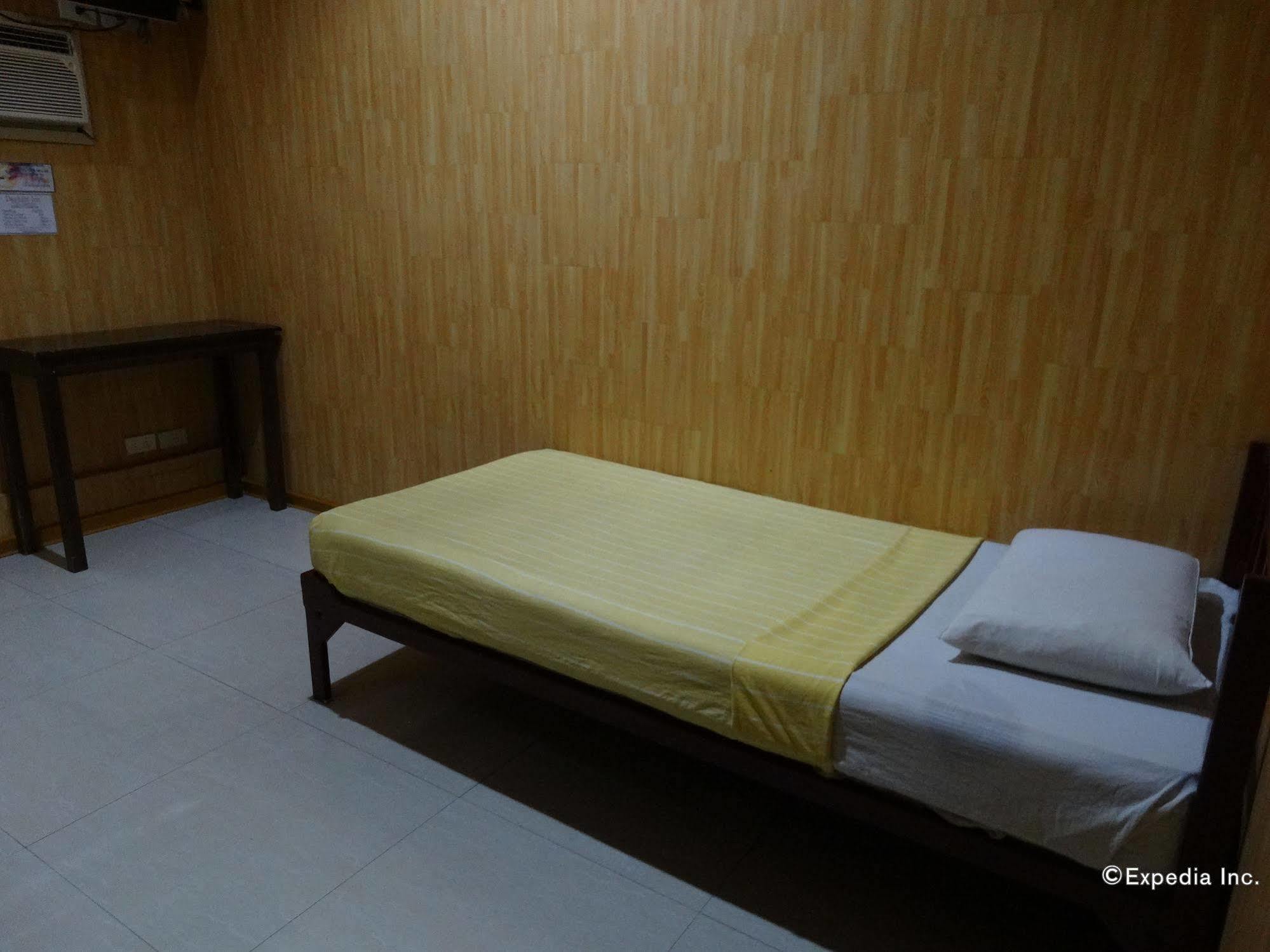Daylight Inn Davao City Kültér fotó