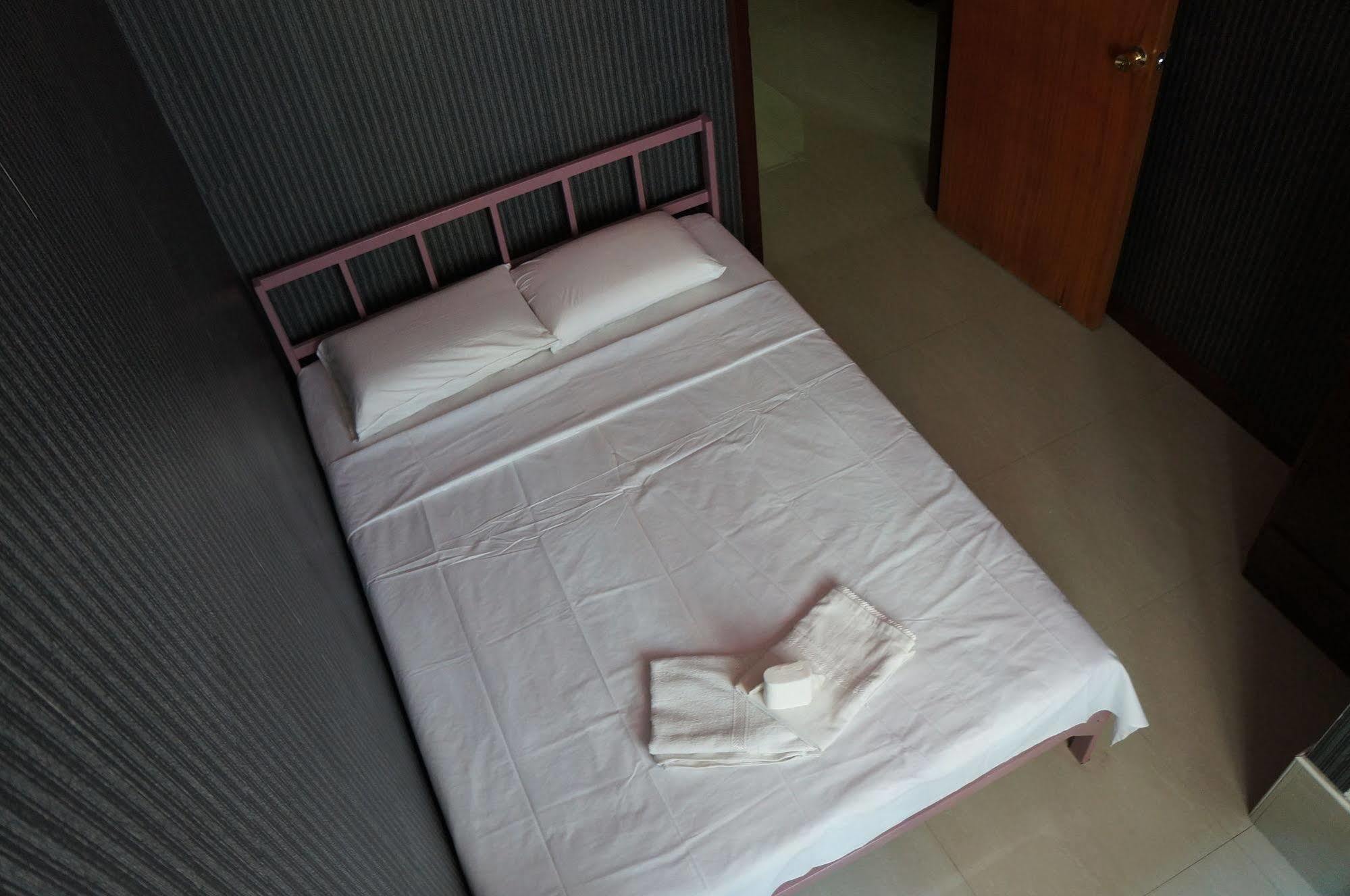 Daylight Inn Davao City Kültér fotó