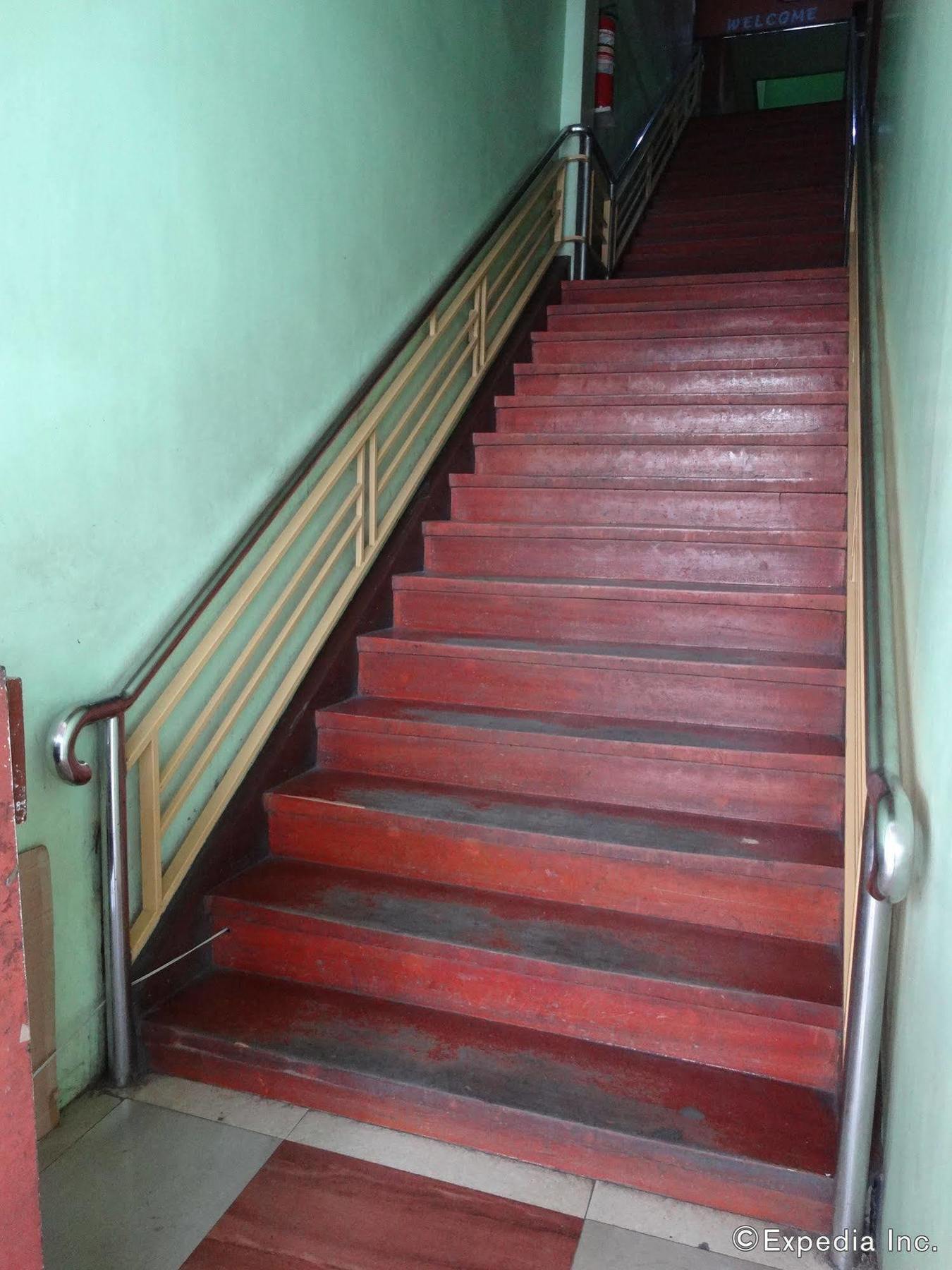 Daylight Inn Davao City Kültér fotó