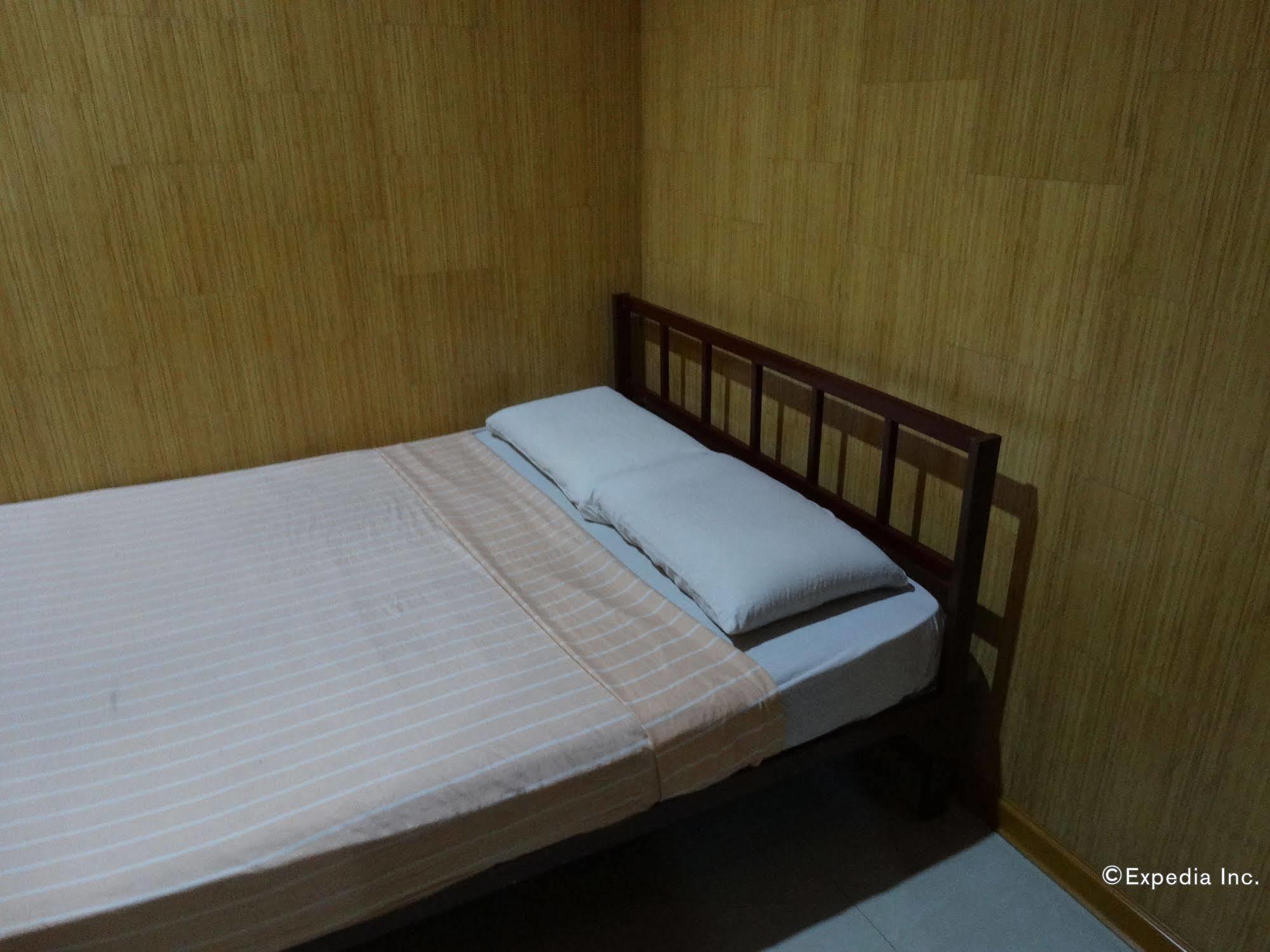 Daylight Inn Davao City Kültér fotó