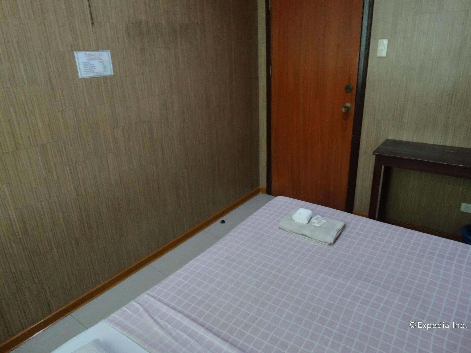 Daylight Inn Davao City Kültér fotó